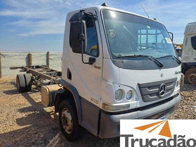 MERCEDES BENZ ACCELO 815 2020