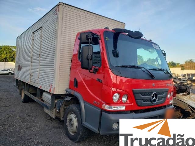 MERCEDES BENZ ACCELO 817 2023