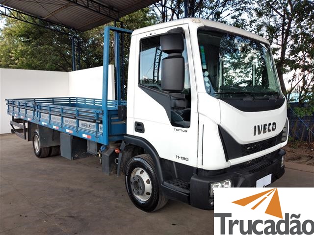 IVECO TECTOR 11-190 4X2 2021