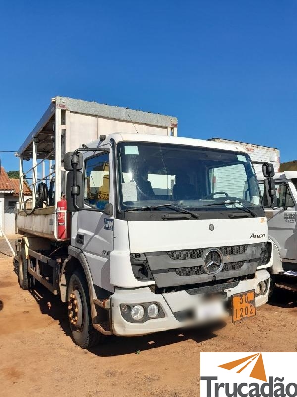 MERCEDES-BENZ ATEGO 1719 2012